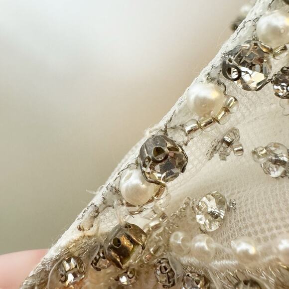 Allure Bridals Womens Wedding Dress Style 9373 Ivory Silver Beaded A-Line Sz 6 - Picture 3 of 14